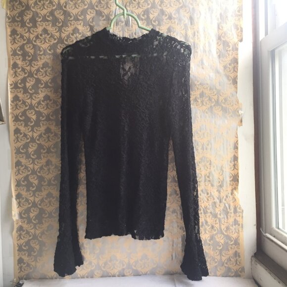 Forever  21 Black All over Lace top Bell Sleeve Keyhole Back Whimsigoth Fairy M - Picture 1 of 11